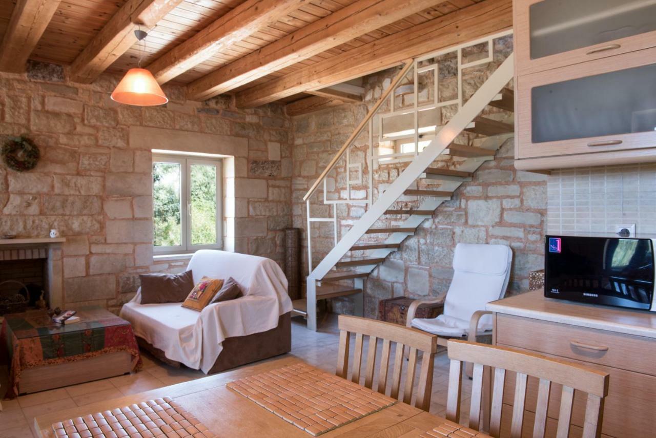 Pantanassa Villas Agia Marina  Bagian luar foto