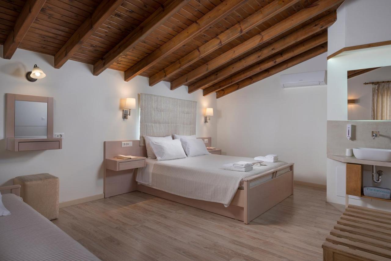 Pantanassa Villas Agia Marina  Bagian luar foto